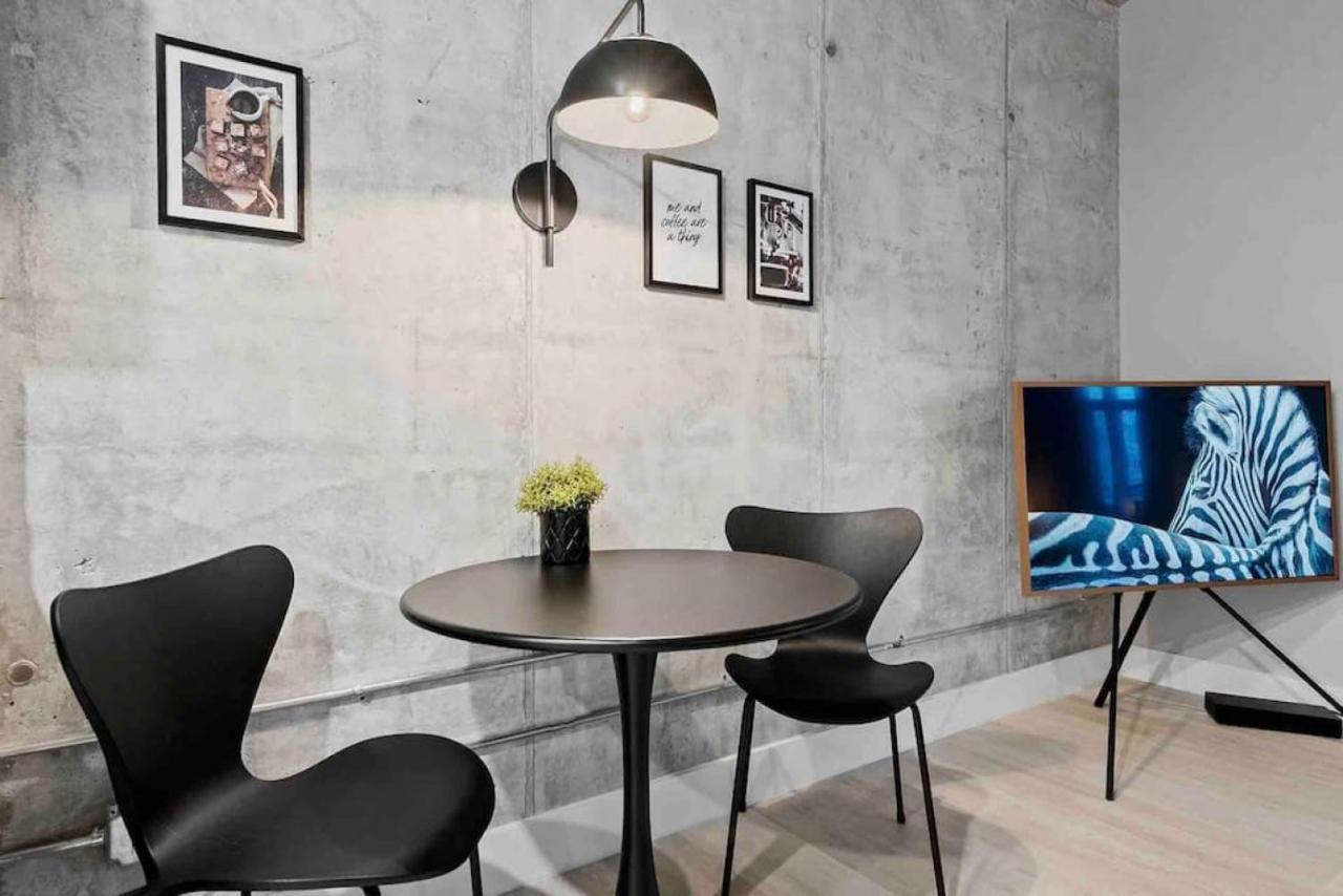 Pretty Rola 202 Modern Industrial Apt W King Bed フォート・ローダーデール エクステリア 写真