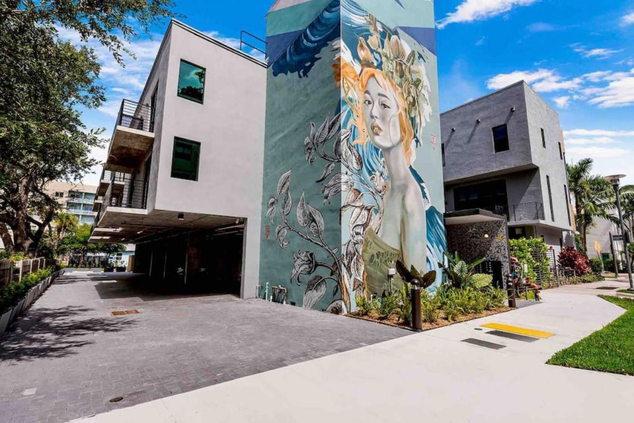 Pretty Rola 202 Modern Industrial Apt W King Bed フォート・ローダーデール エクステリア 写真
